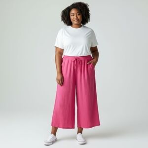 3X • Retrology • Vibrant Pink 100% Cotton Wide Leg Cropped Pants